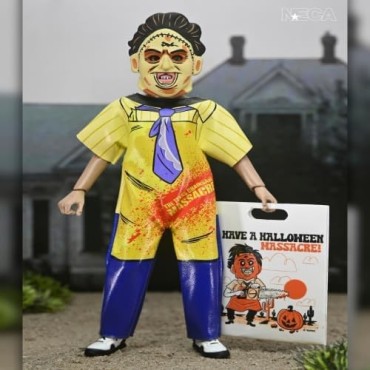 NECA Texas Chainsaw Massacre Leatherface Figura de acción vestida a escala de 6 pulgadas, personaje de película de terror, col