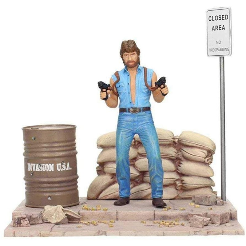Figura Matt Hunter Invasion USA Chuck Norris Lujo Diorama 18 cms   