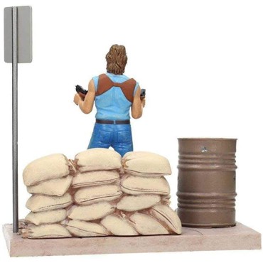 Figura Matt Hunter Invasion USA Chuck Norris Lujo Diorama 18 cms   