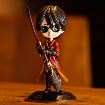 Figura Harry Potter Quidditch Style 14 cms 