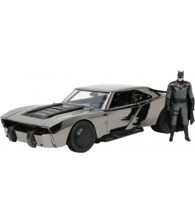 Réplica Batmobile Y Figura Batman Edición Negro Cromado The Batman DC 20 cms