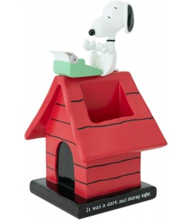 Bote Lapiceros Snoopy Escribiendo Sobre Caseta Roja Snoopy Peanuts Resina 19 cms