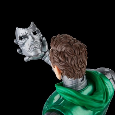 Set De Figuras Capitana Marvel Vs Doctor Doom Avengers Marvel Legends Articuladas 15 cms