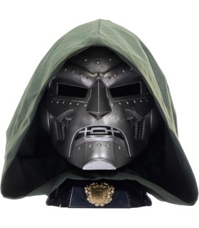Réplica Máscara Y Capucha Doctor Doom Marvel Legends Premium 1:1 