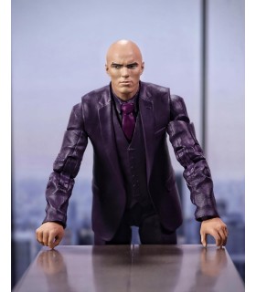 Figura Lex Luthor & Baby Kaiju Superman Deluxe Theatrical Edition DC Multiverse Articulada 18 cms
