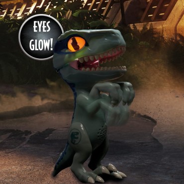 Figura Chomper Jurassic World Blue Luz y Sonido 19 cms